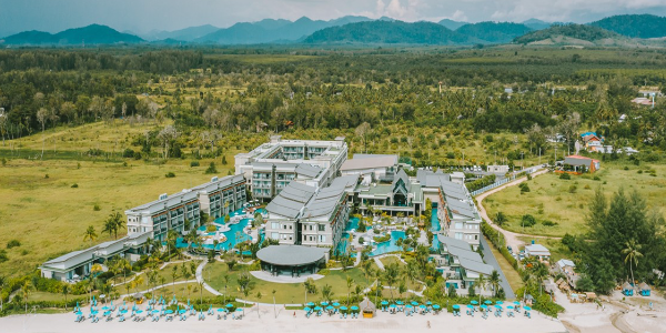 Le Meridien Khao Lak Resort and Spa