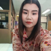 กัญญพัฒน์  หอมเจริญ